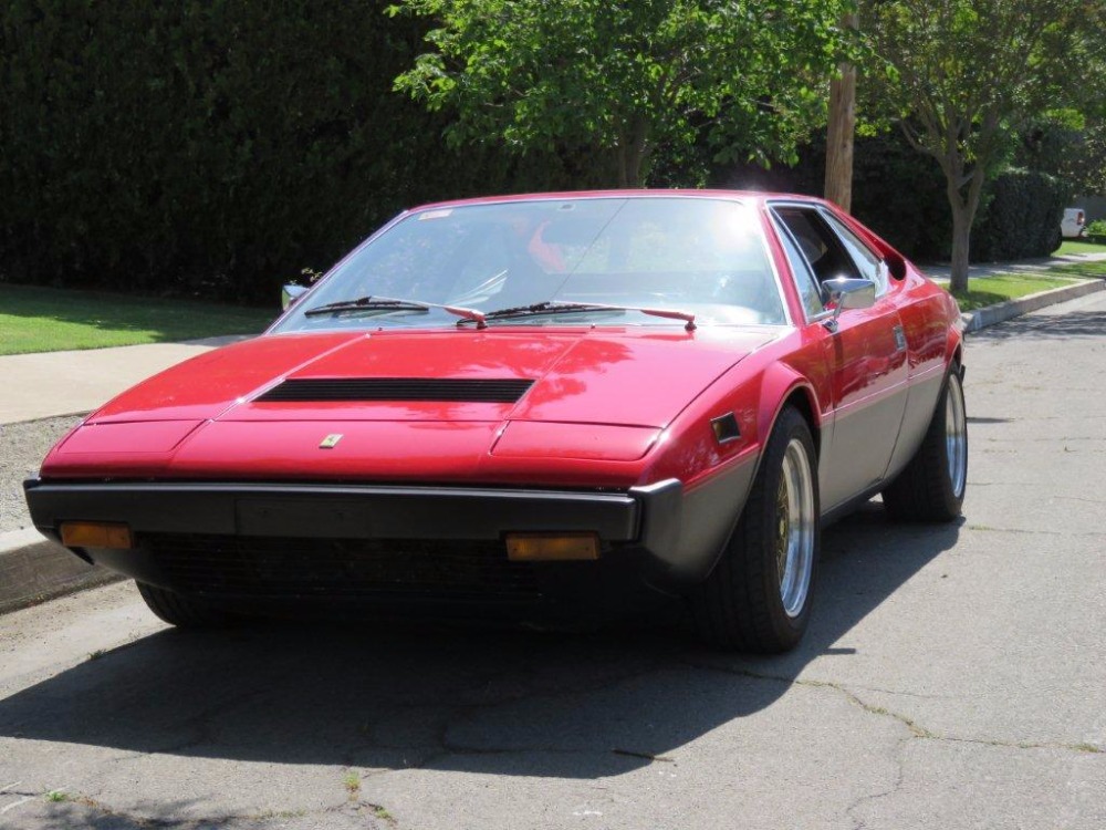 1975 ferrari 308gt4 0 red
