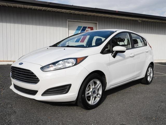 2017 ford fiesta se