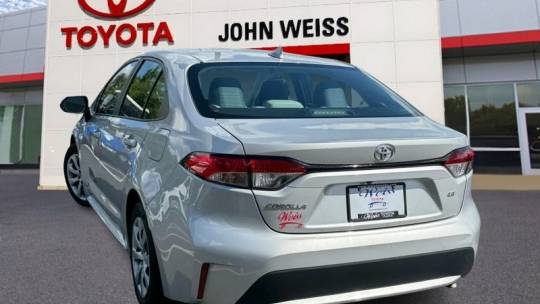2022 toyota corolla le