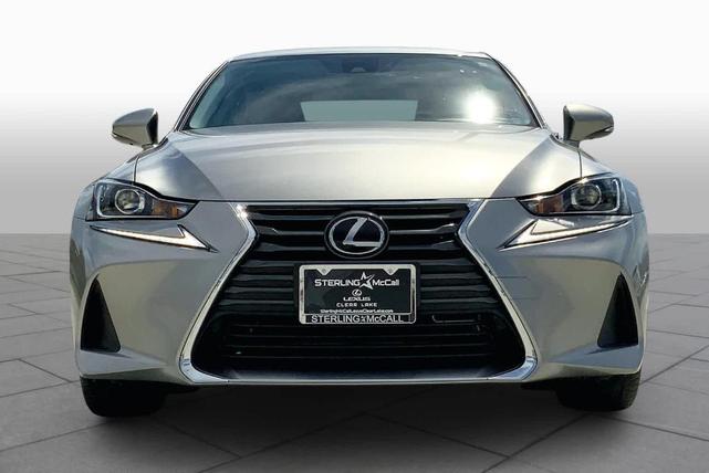 2018 lexus is 300 base
