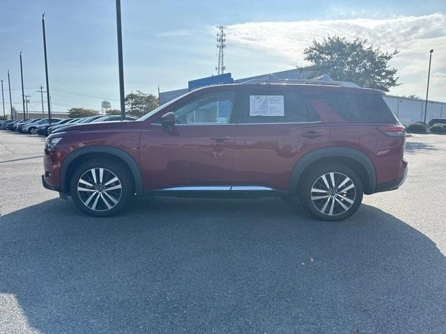 2023 nissan pathfinder platinum