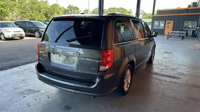 2020 dodge grand caravan sxt