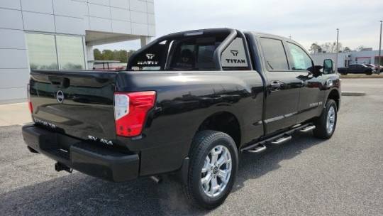 2024 Nissan Titan sv