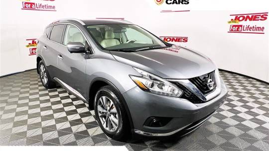 2015 Nissan se