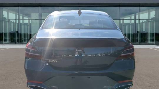 2025 Genesis G70