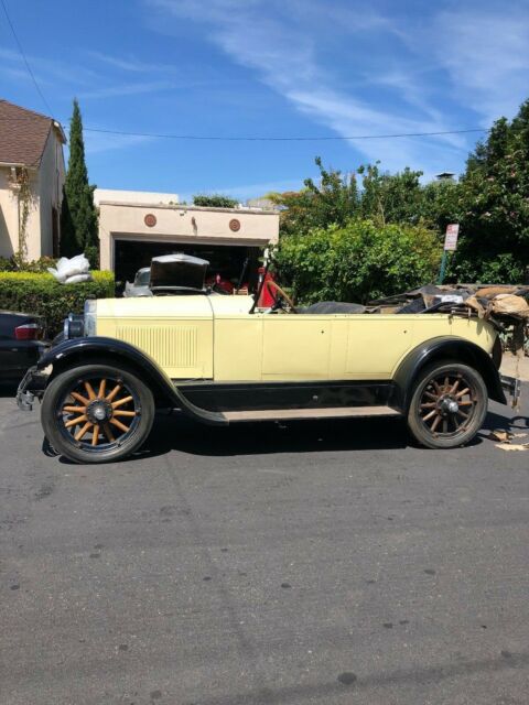 1924 buick grand parade car, the coolest car you could have. fix me! fix me!