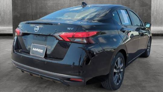 2020 nissan versa sv