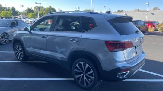 2022 volkswagen taos se