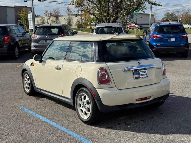 2012 mini cooper s base
