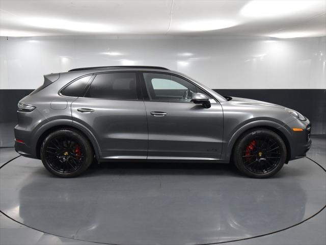 2023 porsche cayenne gts