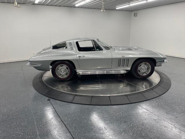 1965 chevrolet corvette base