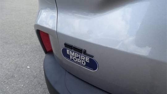 2022 ford escape sel