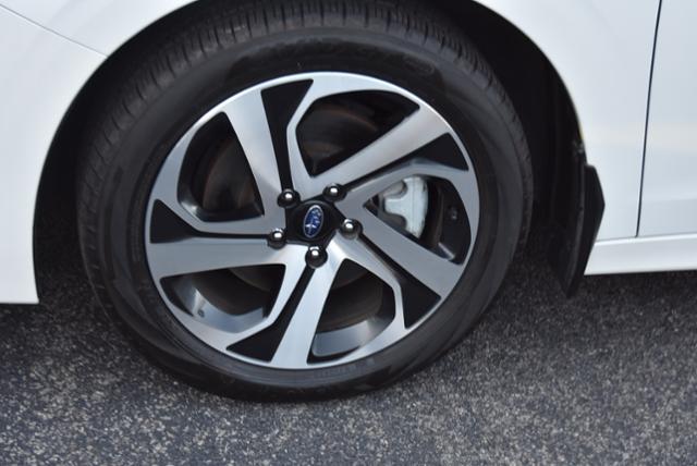 2022 subaru legacy touring xt