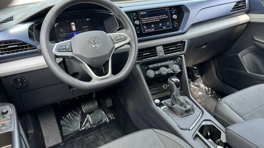 2024 Volkswagen Taos