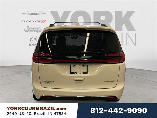 2022 chrysler pacifica limited