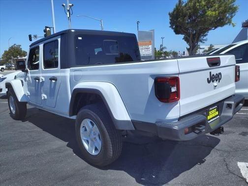 2021 jeep gladiator