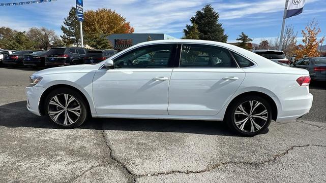 2022 volkswagen passat 2.0t se