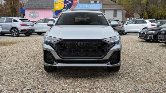 2025 Audi Q8