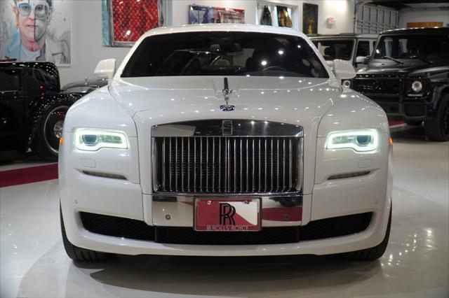 2017 rolls-royce ghost sedan