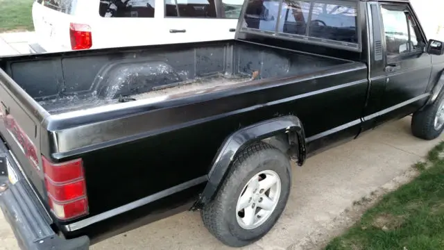 1986 jeep comanche 2.5 4x4 5 speed black burgundy interior