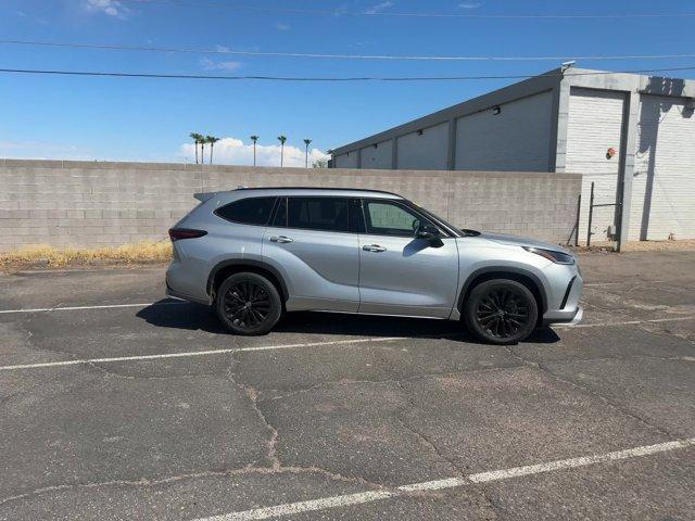 2024 toyota highlander xse