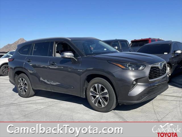 2022 toyota highlander hybrid xle