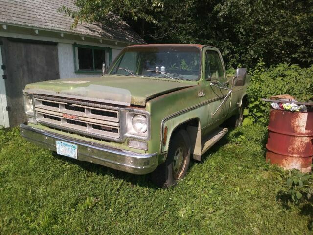 1976 gmc camper special with a 454 400 turbo transmission the eight lug rear end