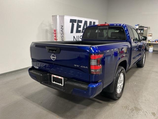 2022 nissan frontier sv