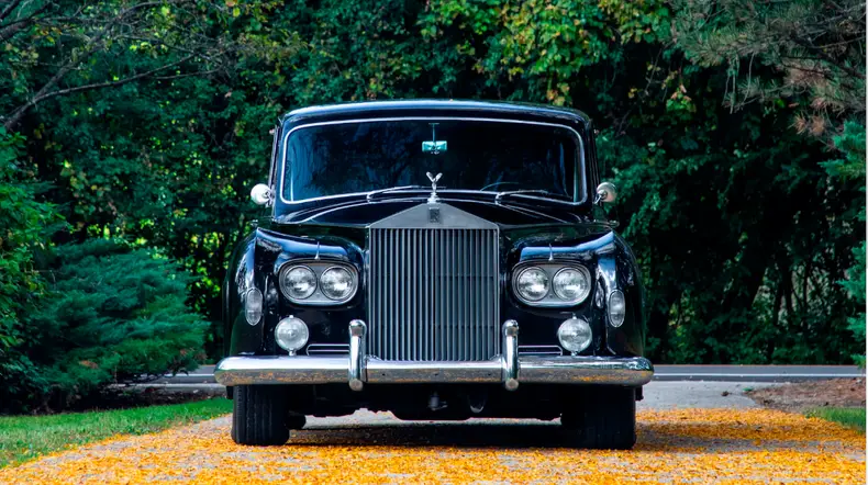 1963 rolls-royce phantom v limousine