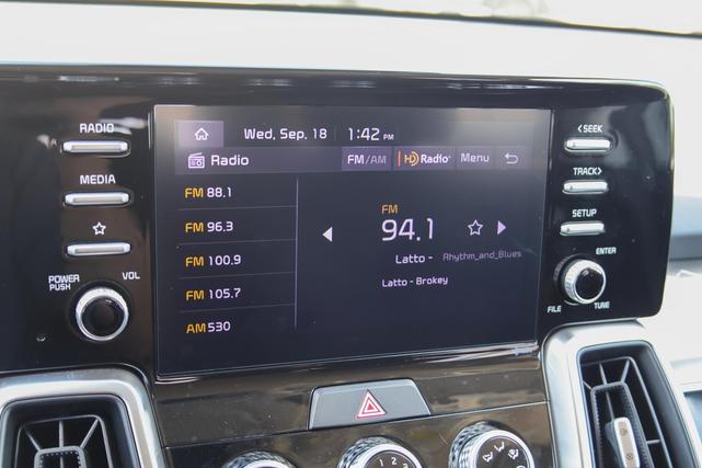 2022 kia sorento lx