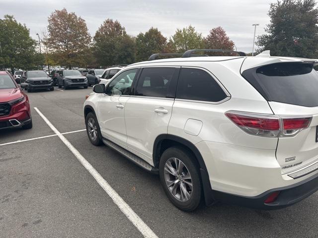 2015 toyota highlander t mulliner