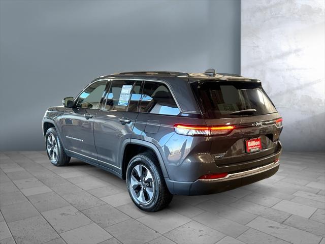 2024 jeep grand cherokee 4xe base