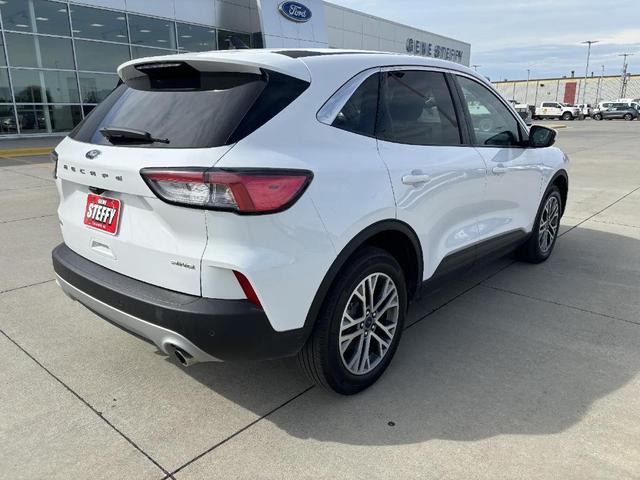 2022 ford escape sel
