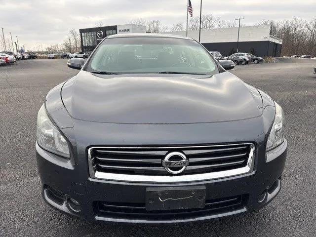 2012 nissan maxima s