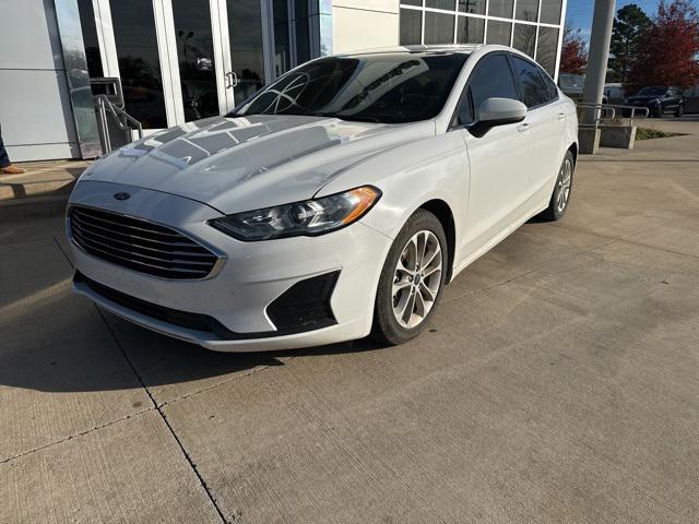 2020 ford fusion se