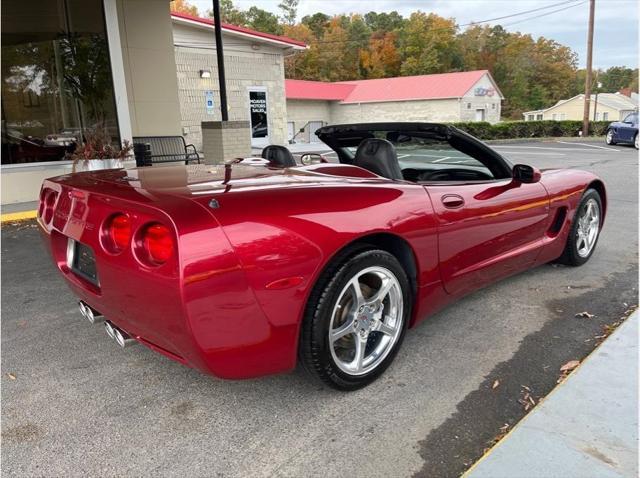 2004 chevrolet corvette base