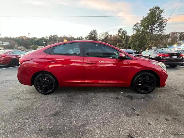 2020 hyundai accent se