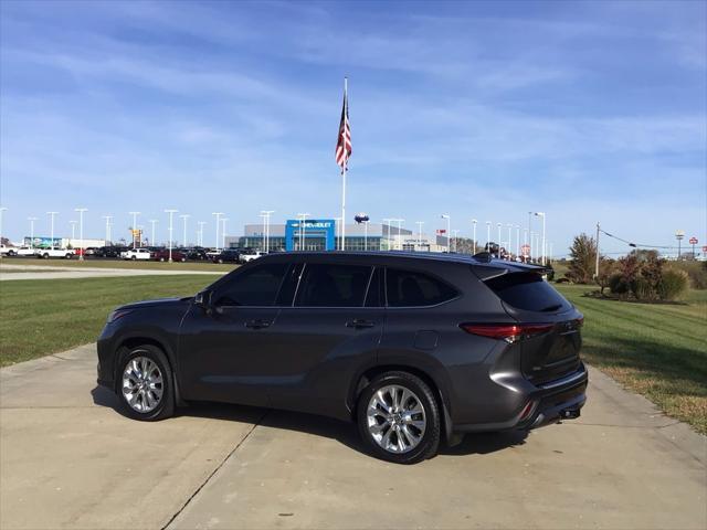 2021 toyota highlander limited