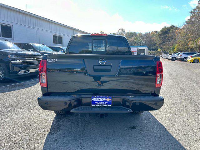 2021 nissan frontier sv