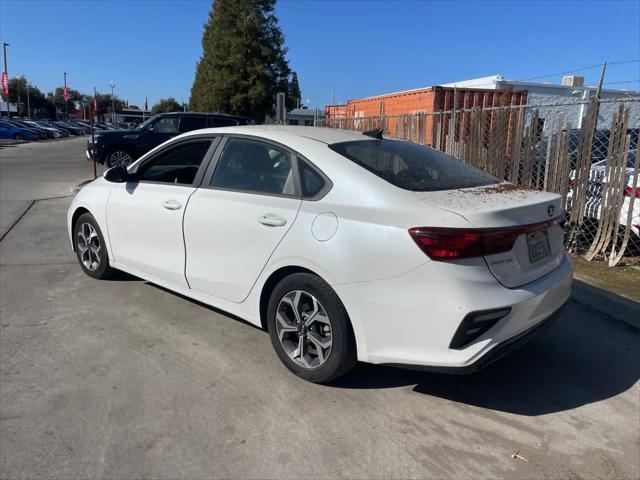 2021 kia forte lxs