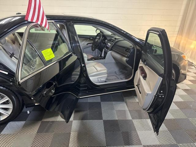 2012 toyota camry xle