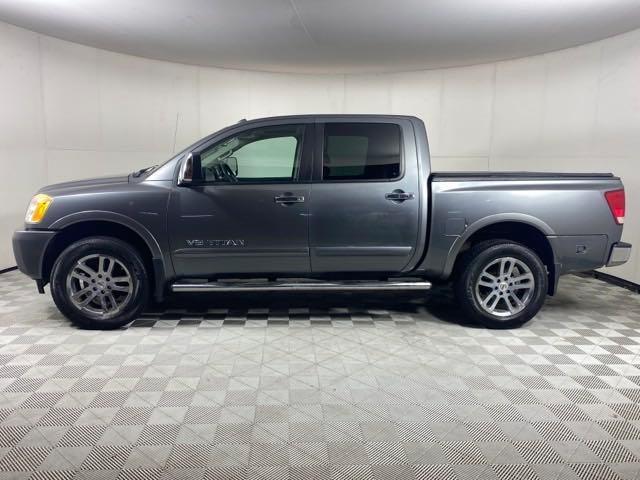2015 nissan titan sl