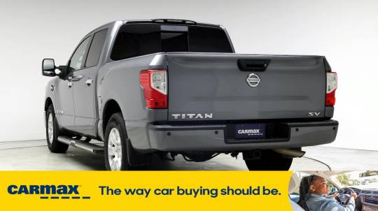 2017 Nissan Titan