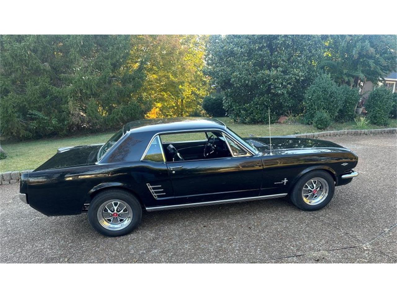 1966 ford mustang