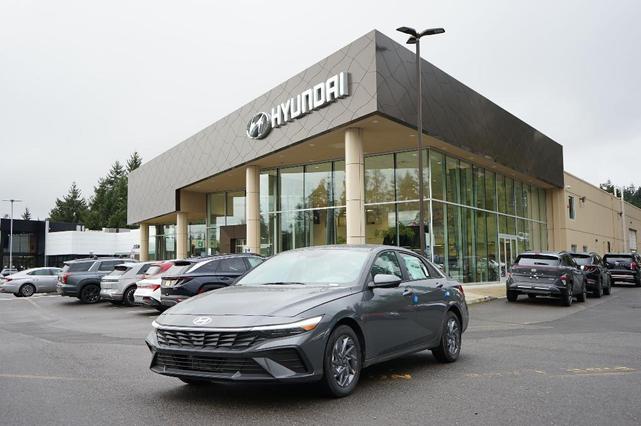 2024 hyundai elantra hev blue