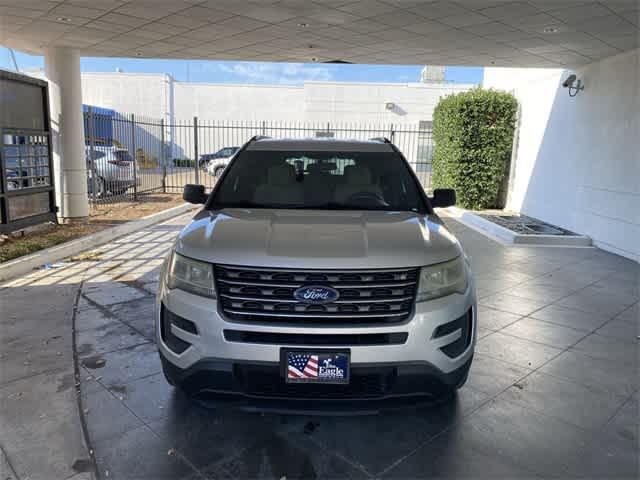 2016 ford explorer base