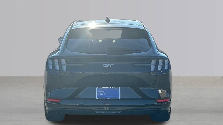 2023 ford mustang mach-e gt