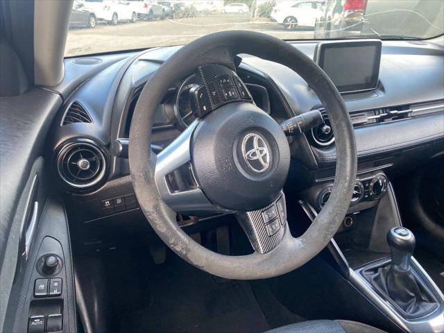 2018 toyota yaris ia base