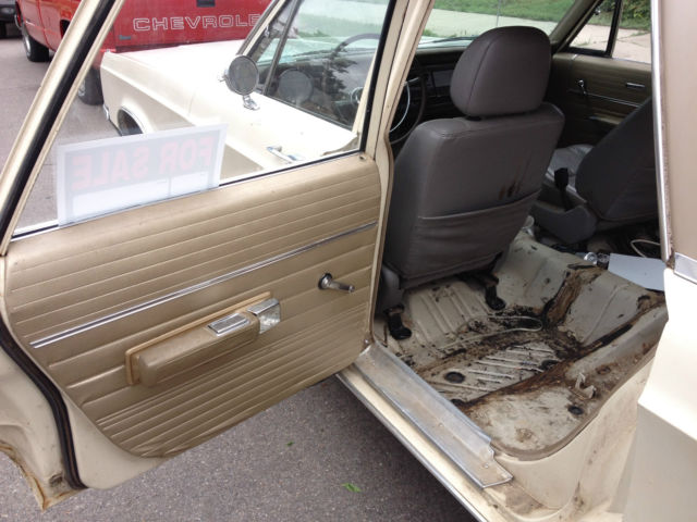1968 chrysler newport, low mileage car, big block & tranny