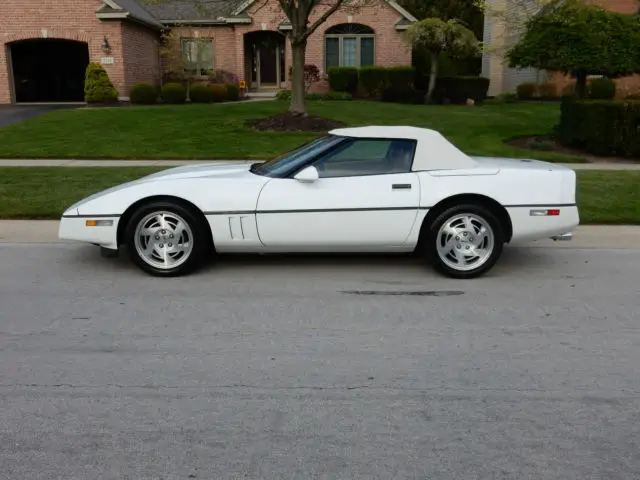 1990 chevy corvette convertible, auto, white/white-tan, summer fun!
